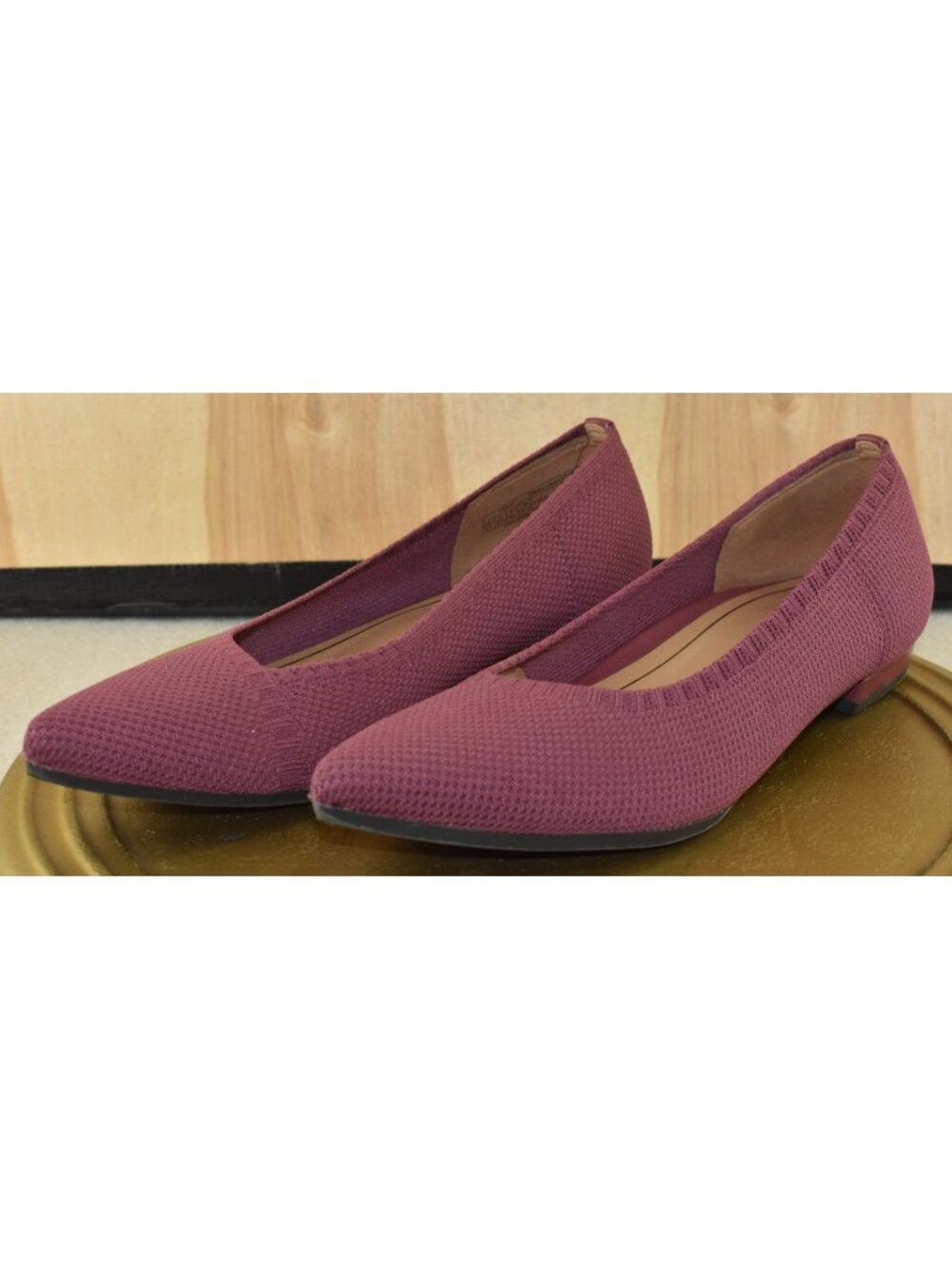 Vionic Dahlia Women Shoes Size 8.5 Maroon Knit Pointed Toe Fabric Ballet Flats